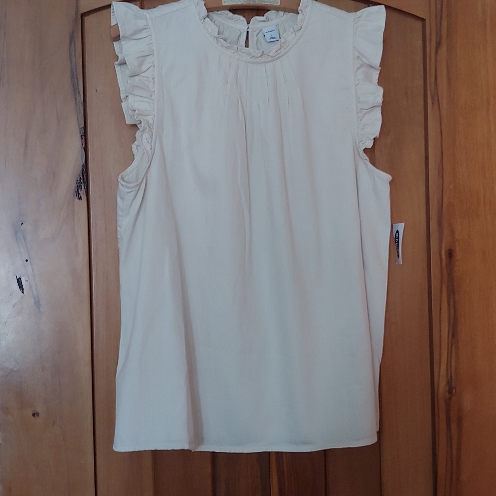 Old Navy ruffled sleeveless top